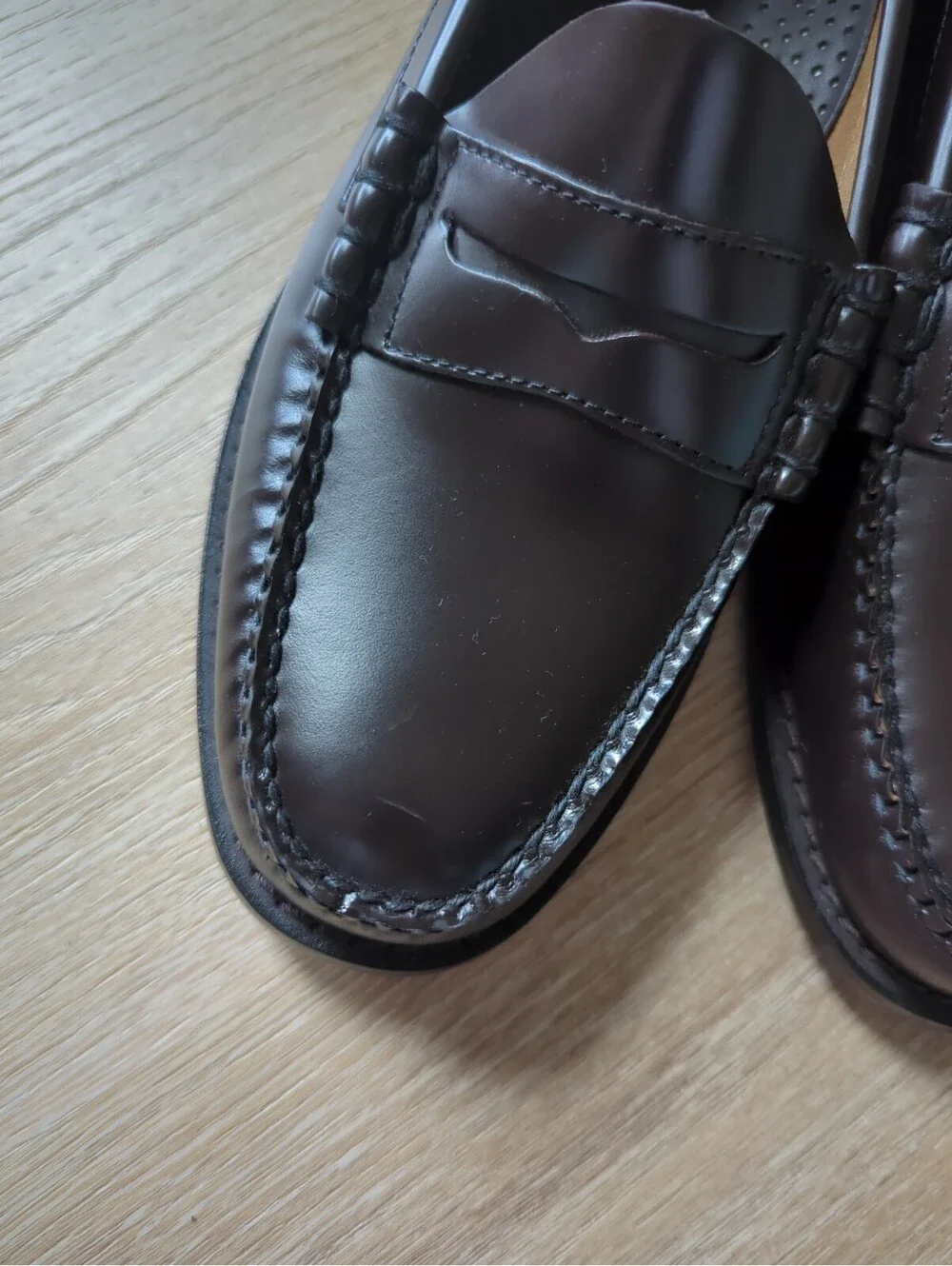 G.H. Bass & Co Larson Weejuns Men's  Wine Dark Brown Leather Penny Loafers 10.5
